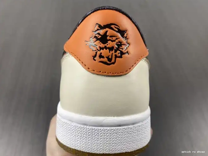 Cheap Air Tiger OG 1 Jordan Low of the DH6932-100 Year 0428